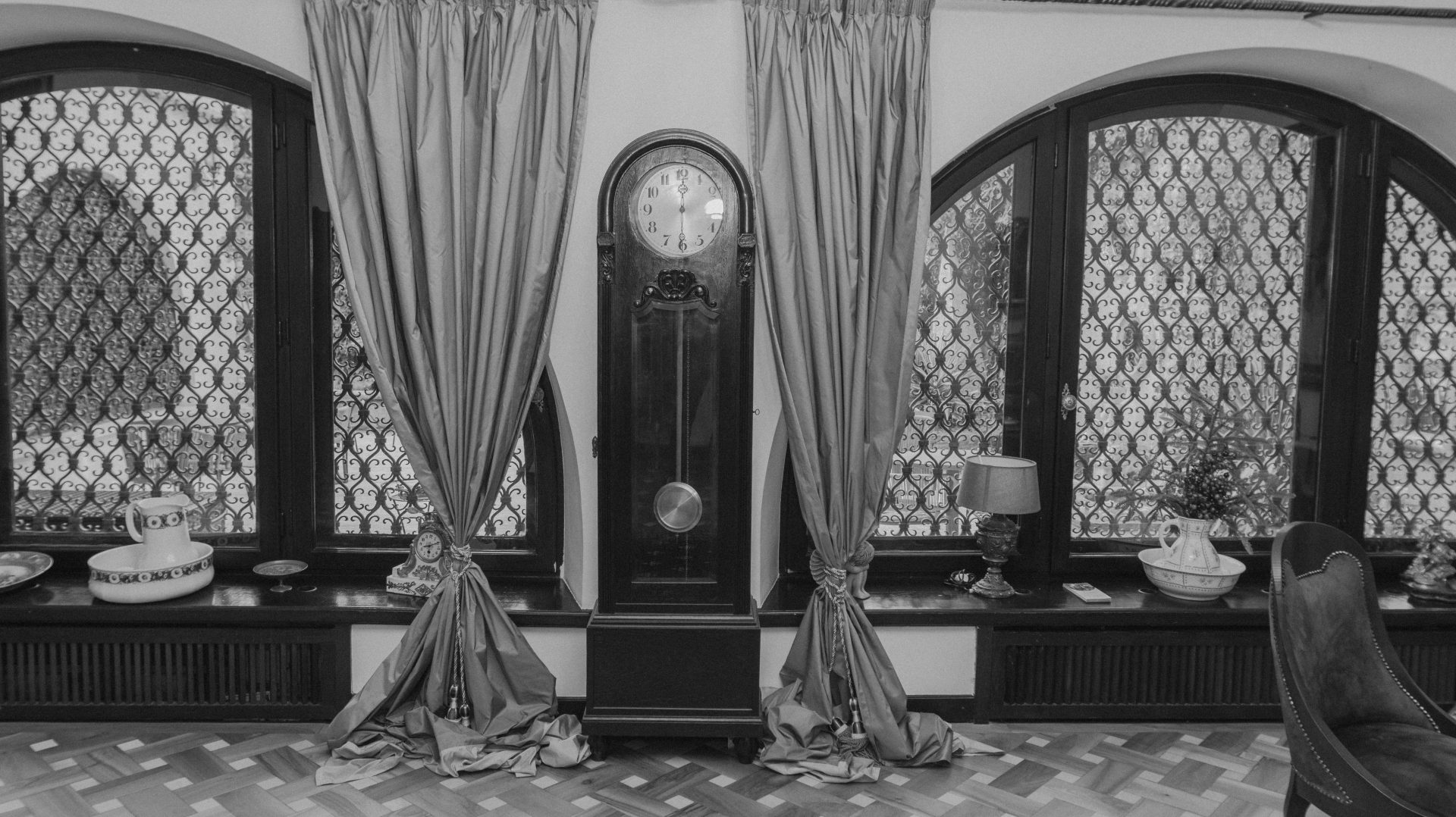 Art. History. Experience. – Redescoperă Camera Secretă de Poker privat în București